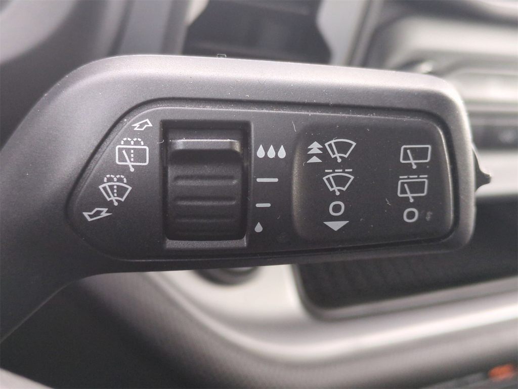 Thumbnail: 2021 Ford Bronco Sport - 31