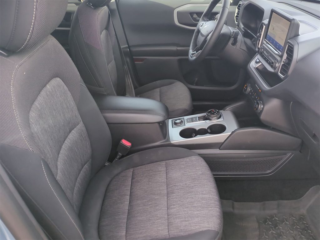 Thumbnail: 2021 Ford Bronco Sport - 10