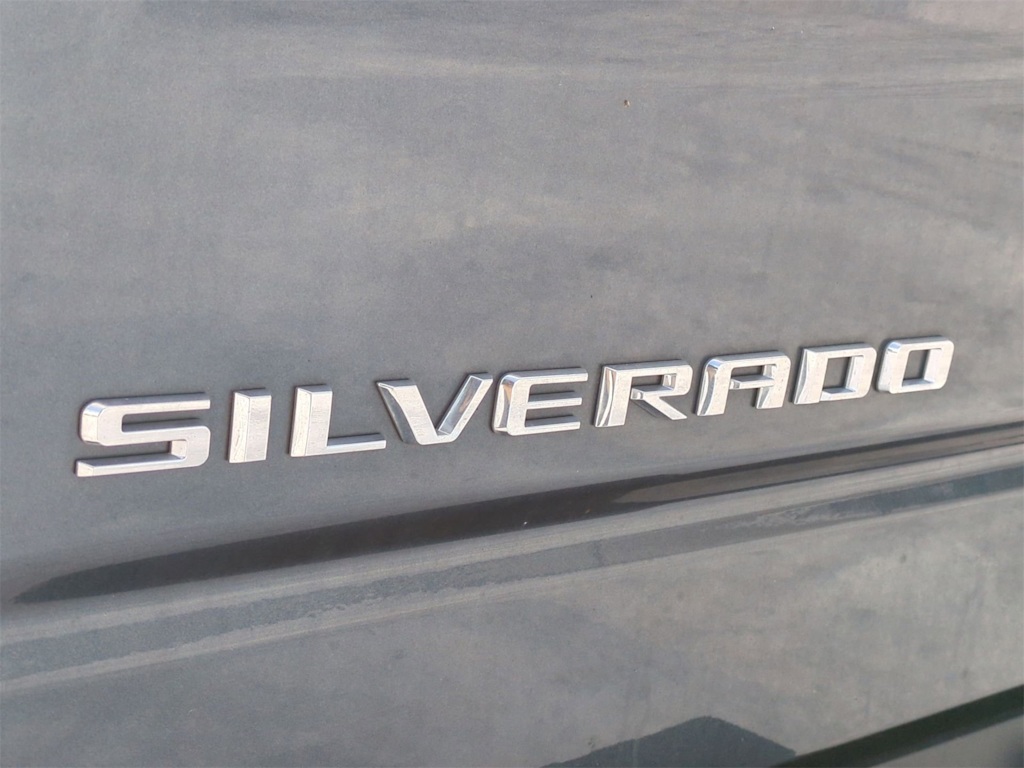 Thumbnail: 2020 Chevrolet Silverado 1500 - 25