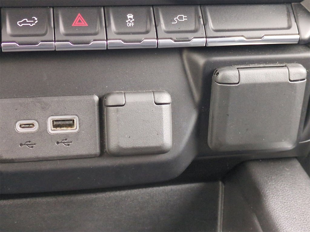 Thumbnail: 2020 Chevrolet Silverado 1500 - 34