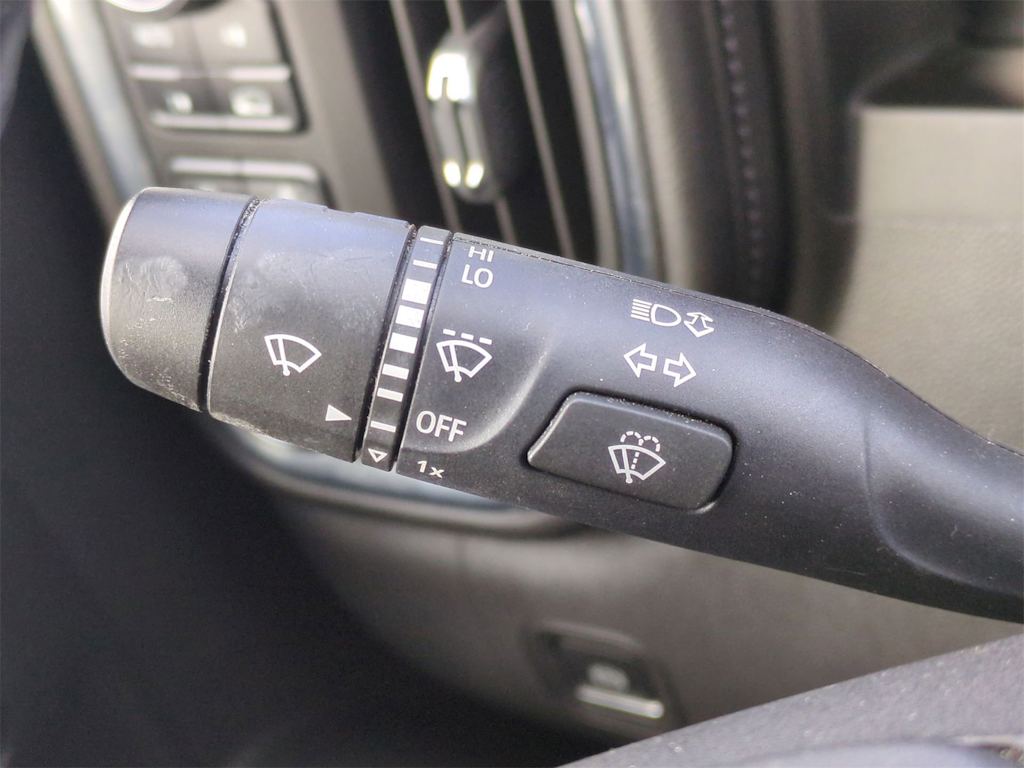 Thumbnail: 2020 Chevrolet Silverado 1500 - 31