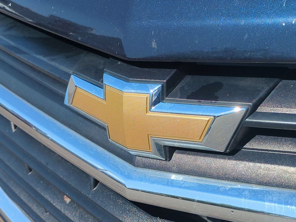 Thumbnail: 2020 Chevrolet Equinox - 7
