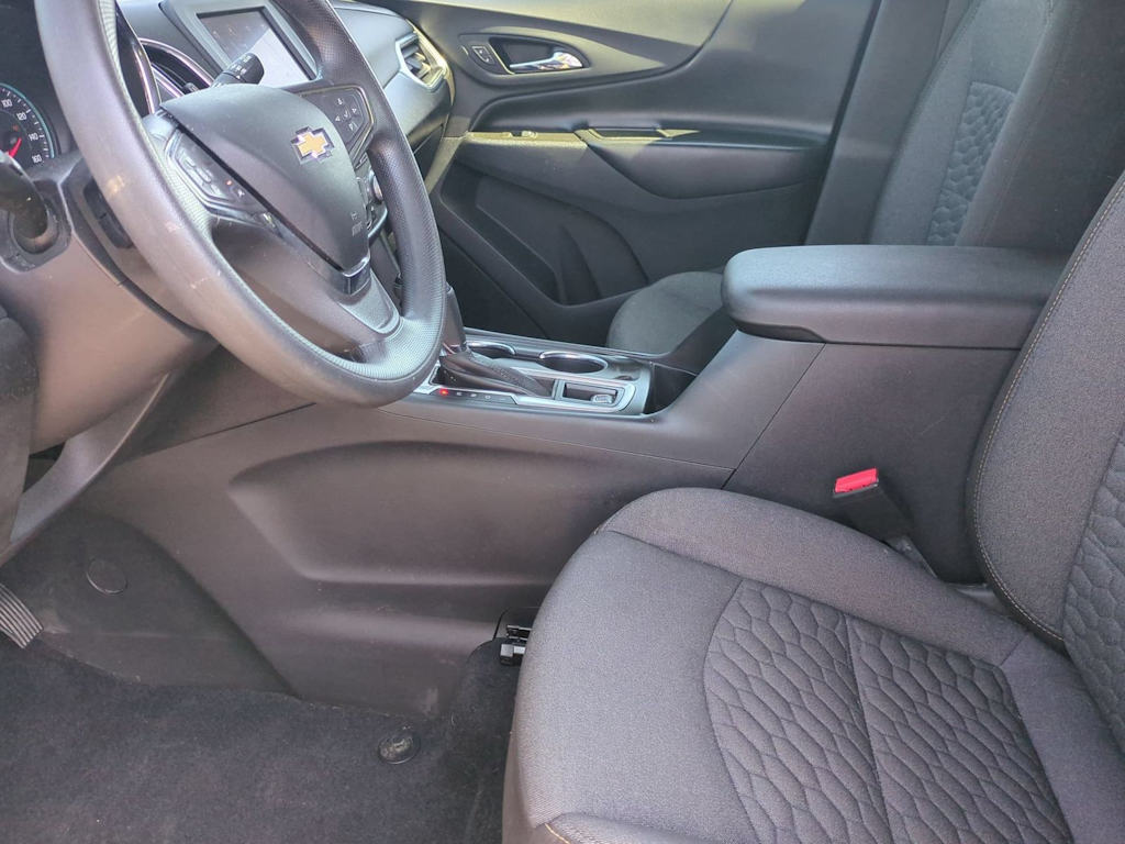 Thumbnail: 2020 Chevrolet Equinox - 10