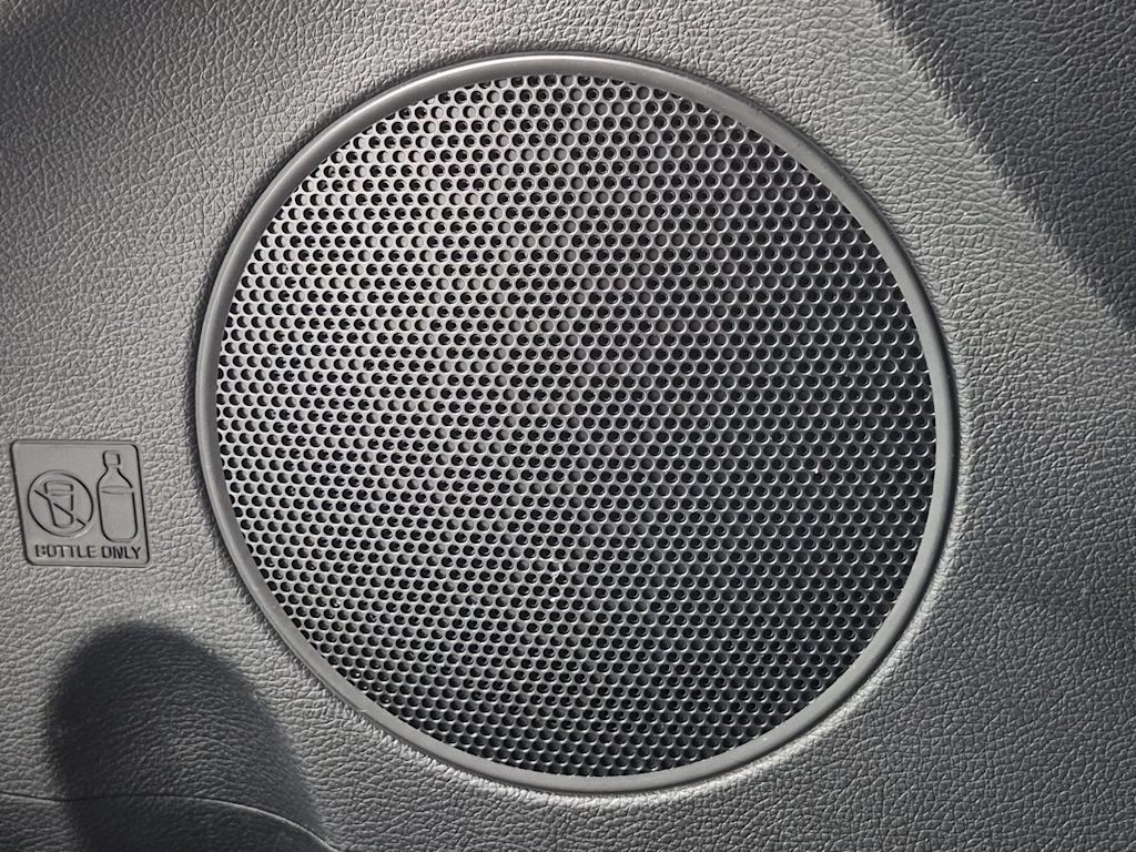 Thumbnail: 2017 Kia Forte - 15