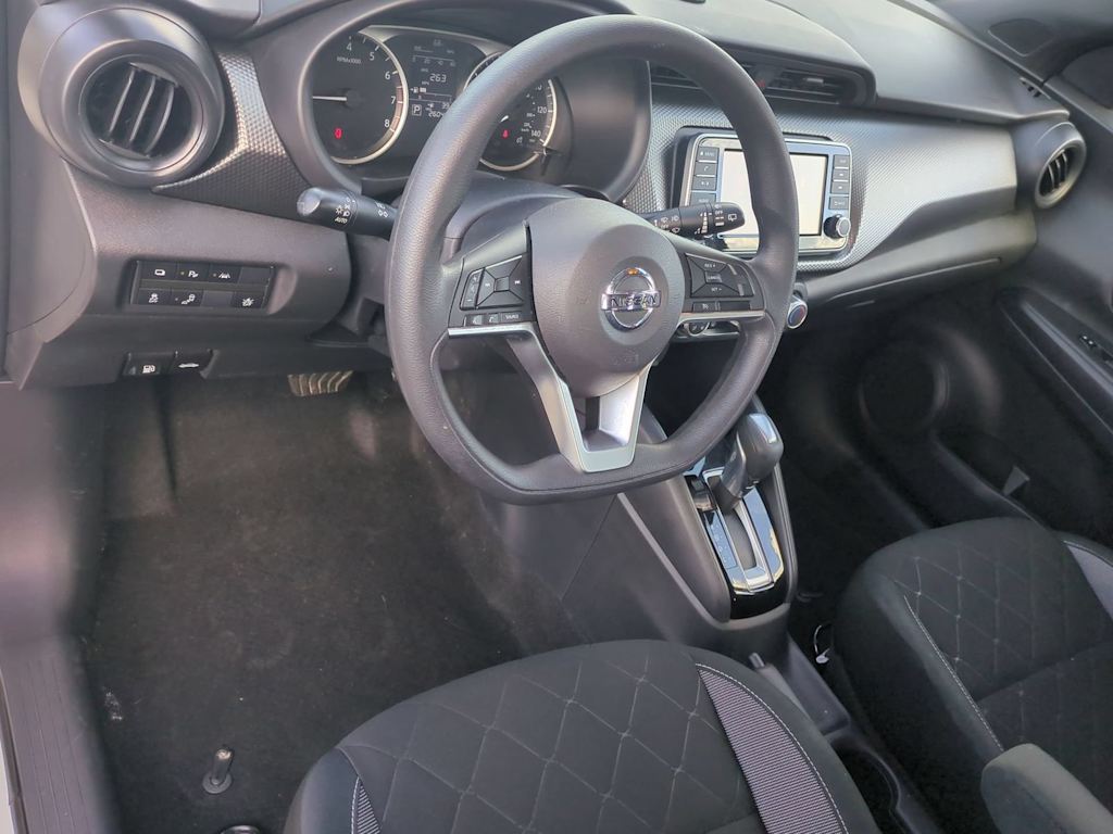 Thumbnail: 2020 Nissan Kicks - 2