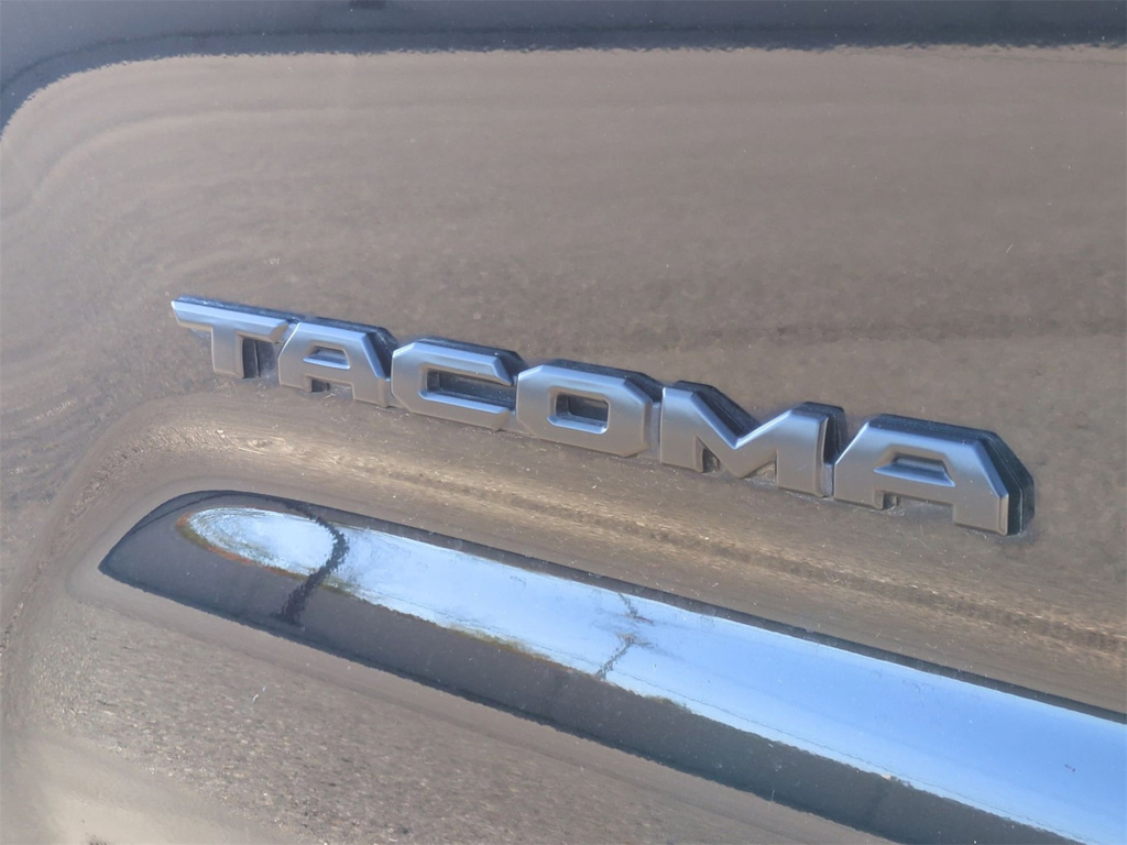 Thumbnail: 2023 Toyota Tacoma - 25