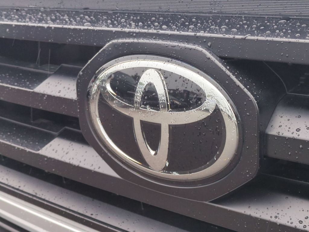Thumbnail: 2023 Toyota Tacoma - 7