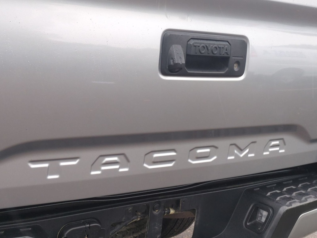 Thumbnail: 2023 Toyota Tacoma - 25