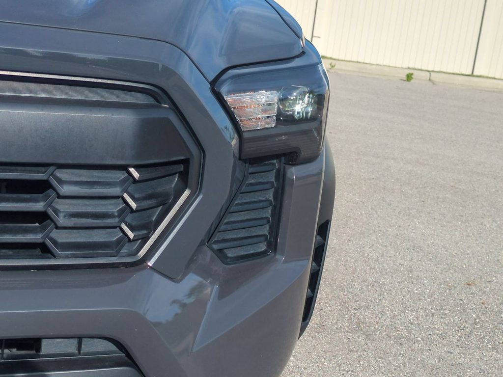 Thumbnail: 2024 Toyota Tacoma - 22