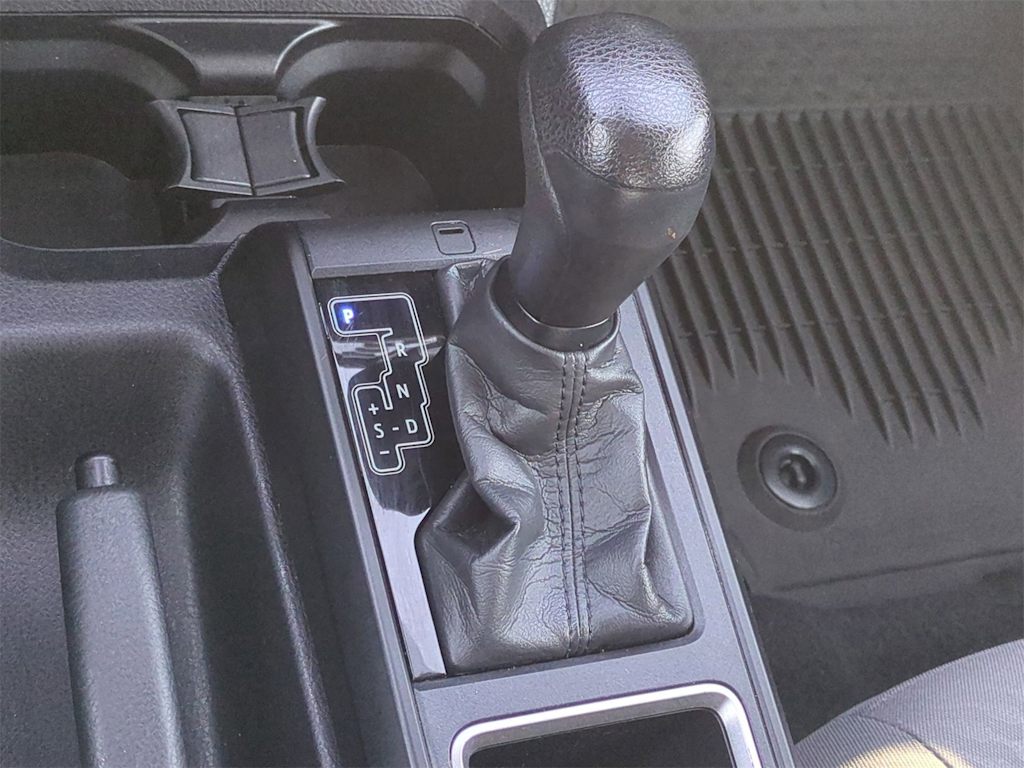 Thumbnail: 2022 Toyota Tacoma - 15