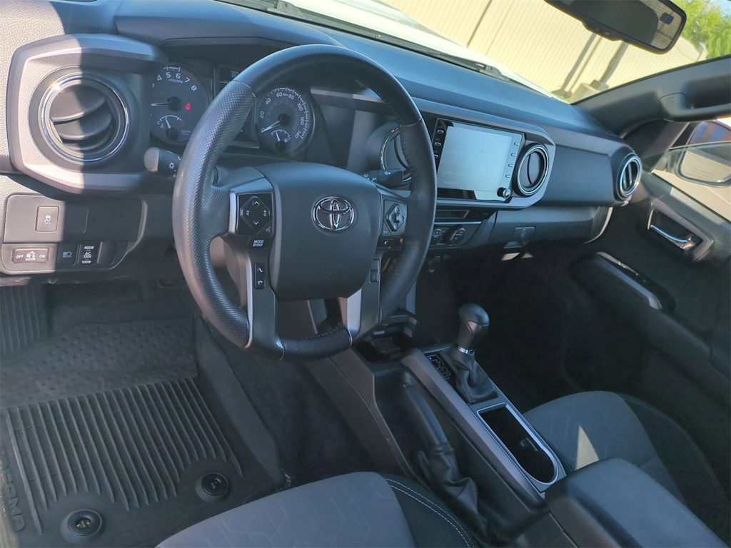 2022 Toyota Tacoma TRD Sport 2