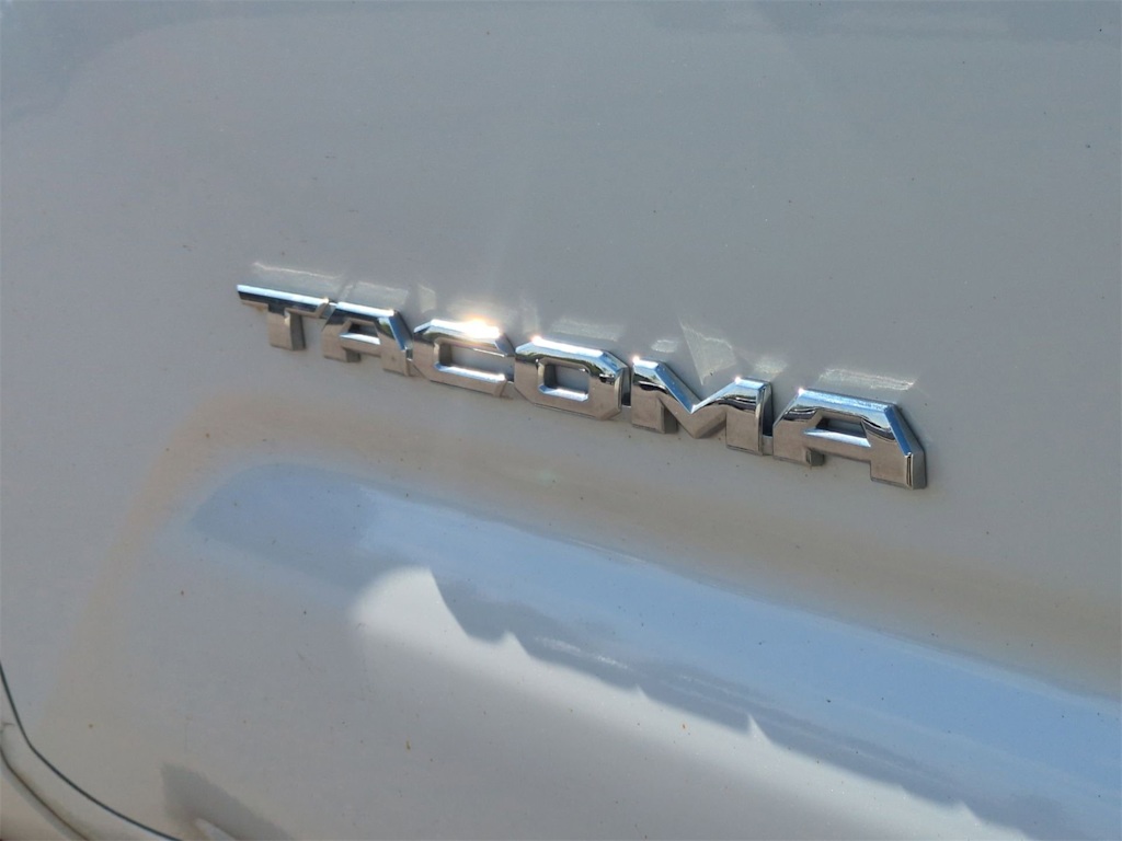 2022 Toyota Tacoma TRD Sport 25