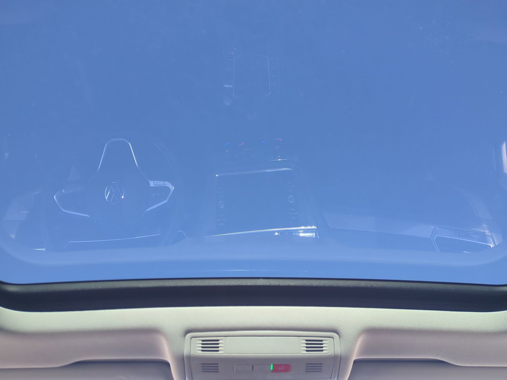 Thumbnail: 2023 Volkswagen Tiguan - 30