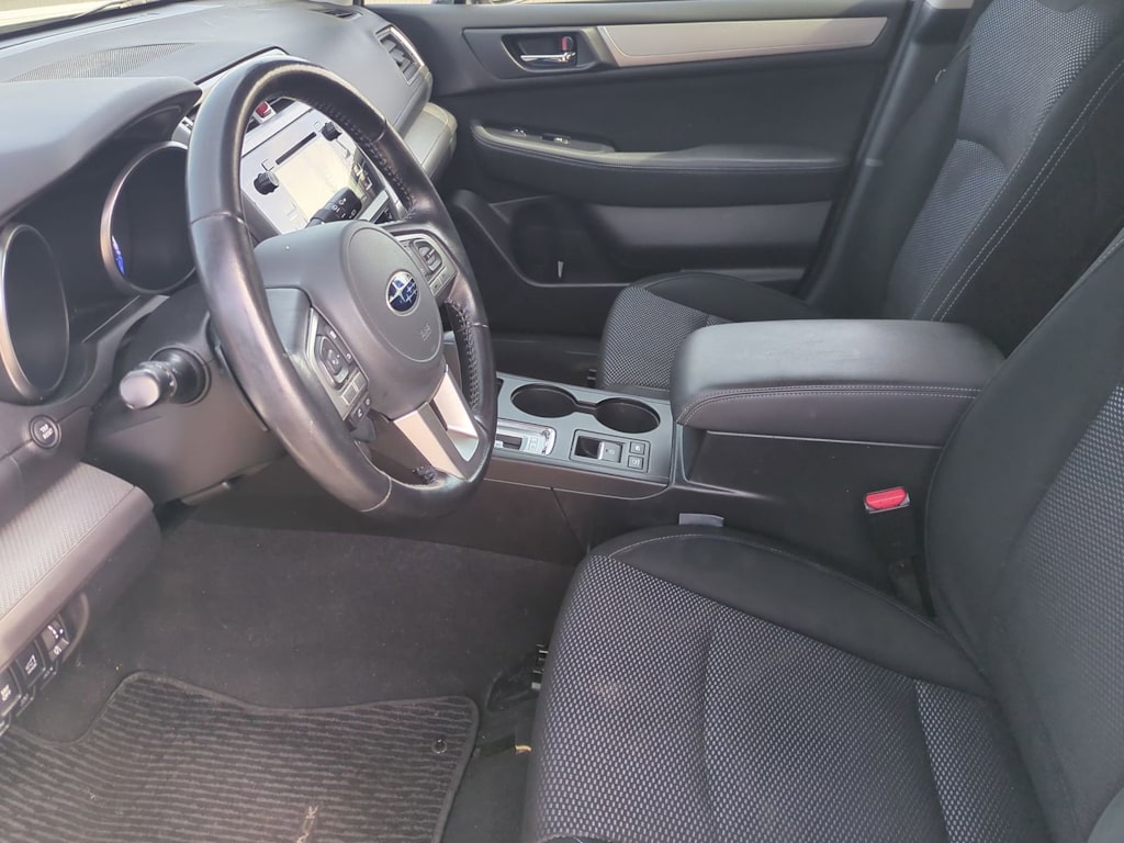 Thumbnail: 2016 Subaru Outback - 10