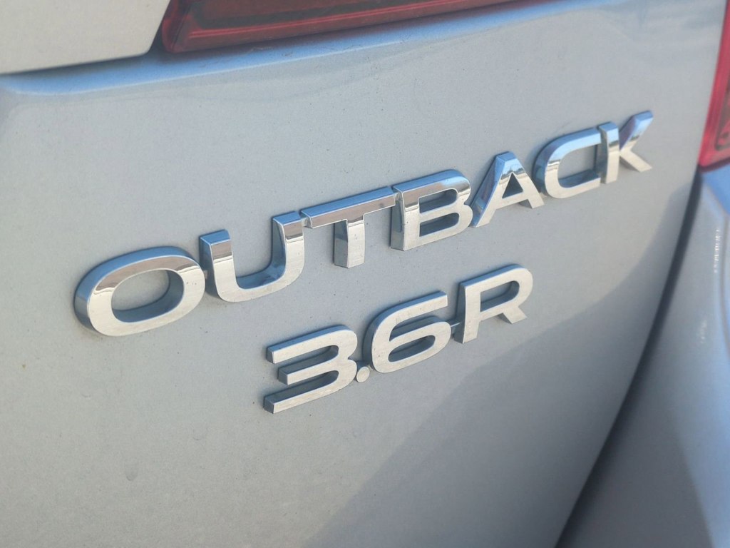 Thumbnail: 2015 Subaru Outback - 25