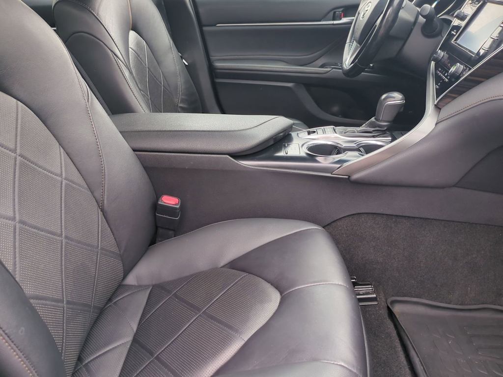 Thumbnail: 2018 Toyota Camry - 11