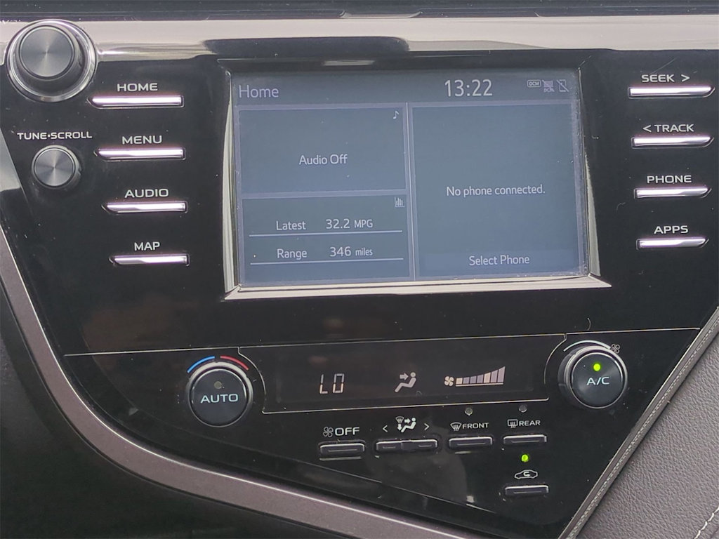 Thumbnail: 2019 Toyota Camry - 14