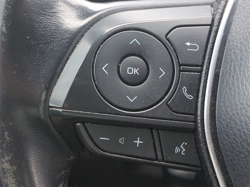 Thumbnail: 2019 Toyota Camry - 29