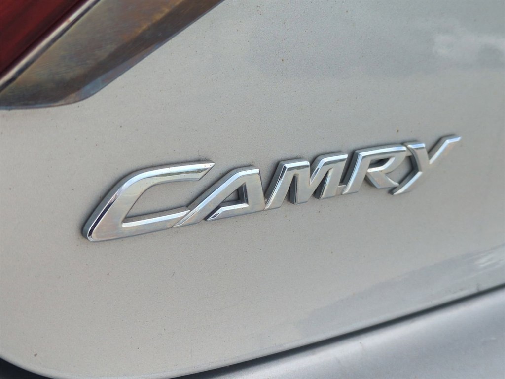 Thumbnail: 2017 Toyota Camry - 24