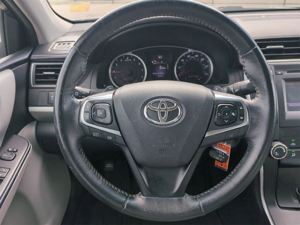 Thumbnail: 2017 Toyota Camry - 13