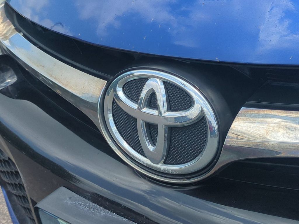 Thumbnail: 2016 Toyota Camry - 7