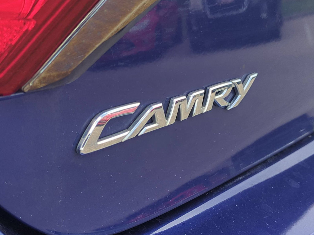 Thumbnail: 2016 Toyota Camry - 25