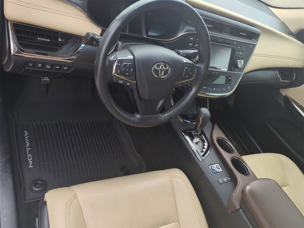 Thumbnail: 2017 Toyota Avalon - 2
