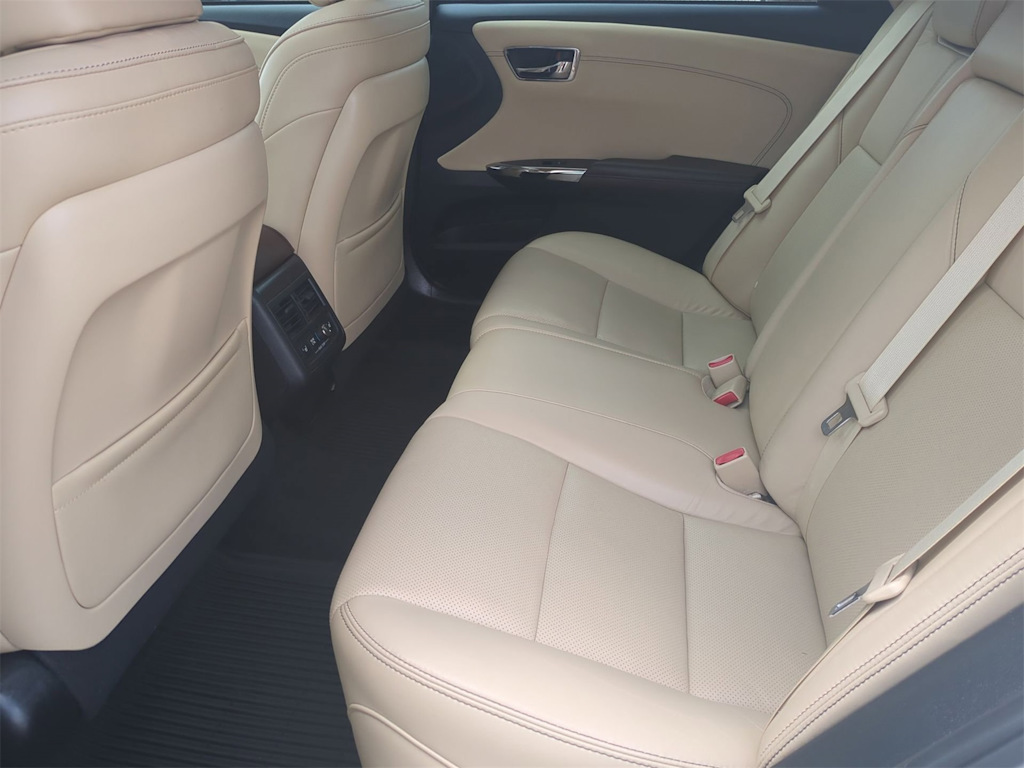 Thumbnail: 2017 Toyota Avalon - 12