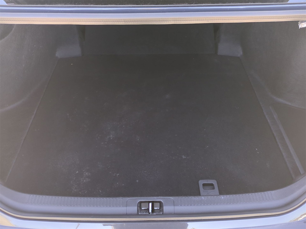 Thumbnail: 2025 Toyota Camry - 18