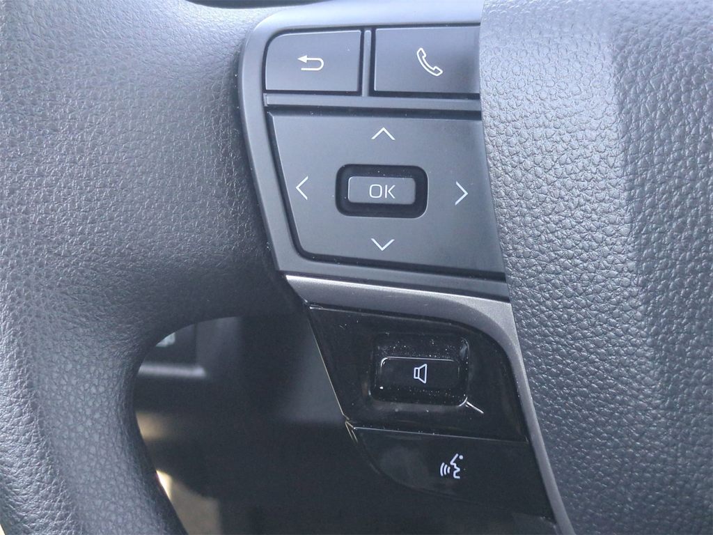 Thumbnail: 2025 Toyota Camry - 29