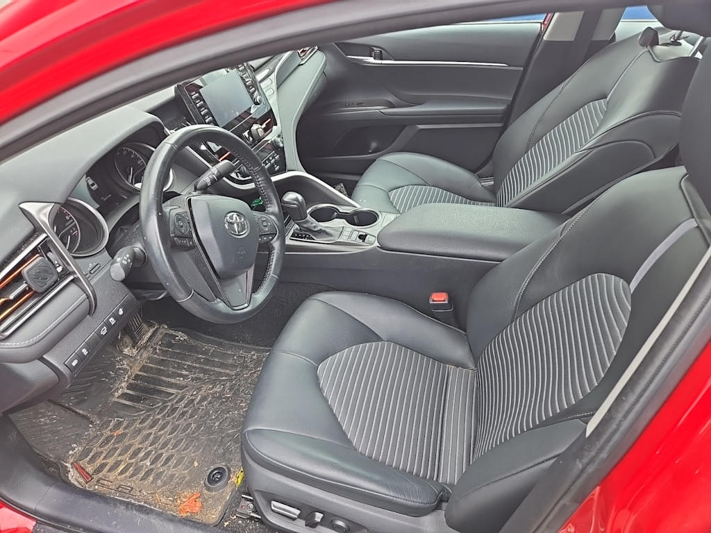 Thumbnail: 2022 Toyota Camry - 4