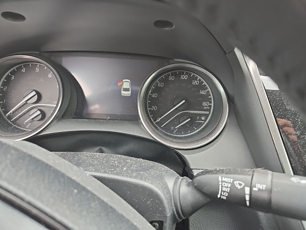 Thumbnail: 2022 Toyota Camry - 7