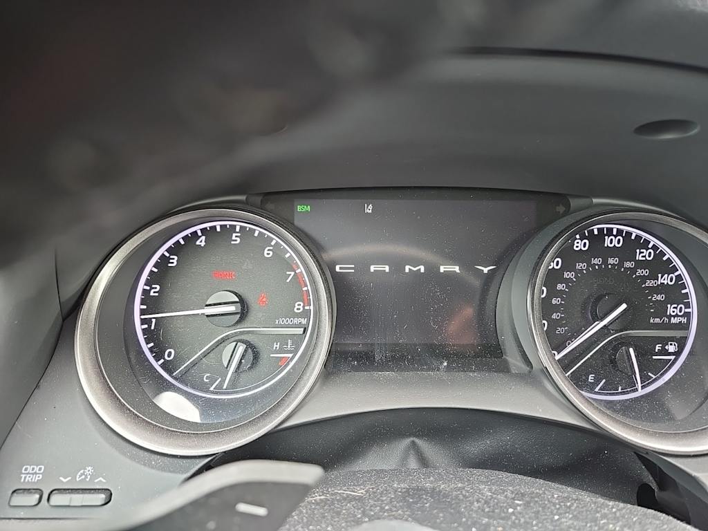 Thumbnail: 2022 Toyota Camry - 9