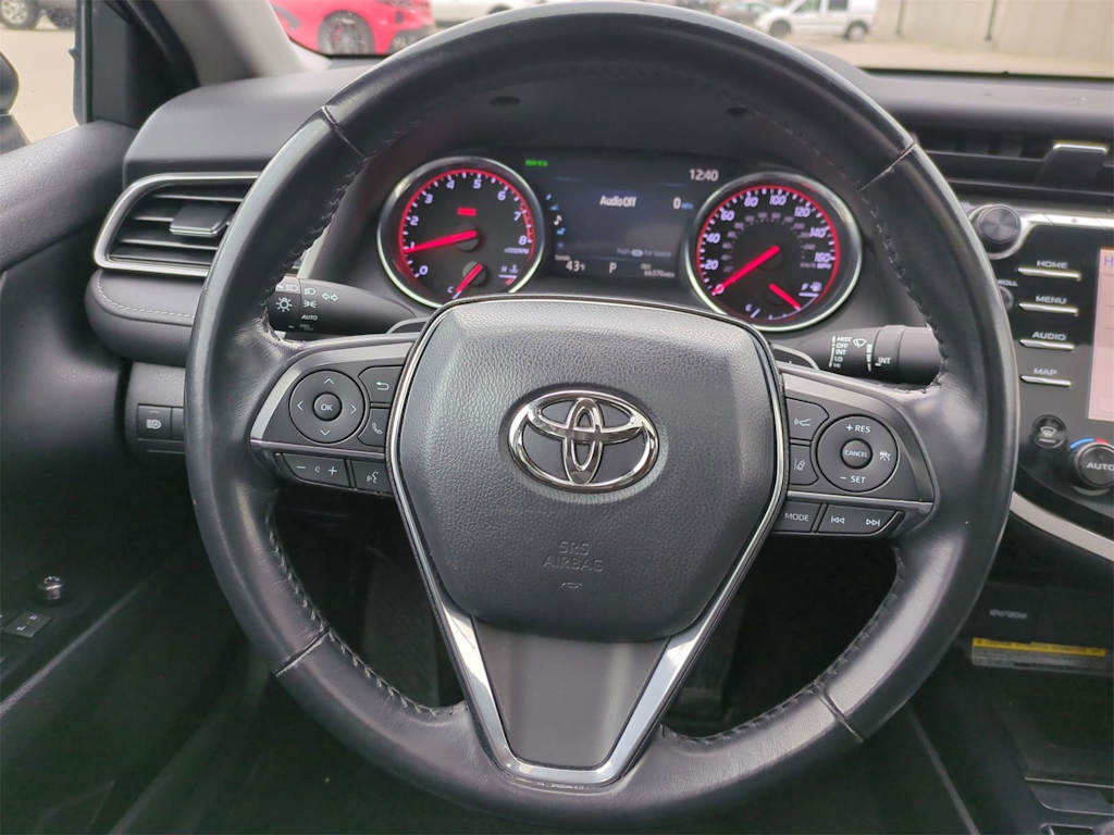 2020 Toyota Camry XSE 13