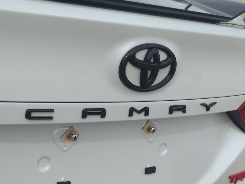 Thumbnail: 2023 Toyota Camry - 25