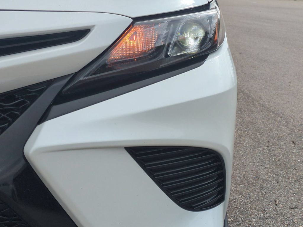 Thumbnail: 2023 Toyota Camry - 24