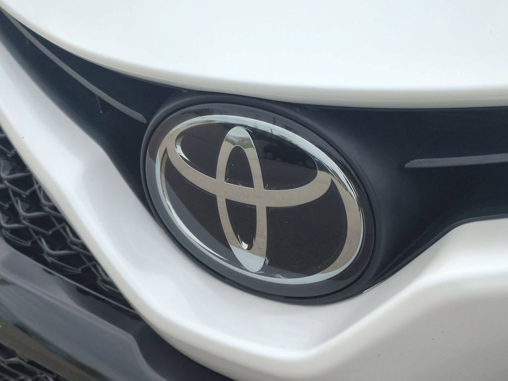 Thumbnail: 2023 Toyota Camry - 7
