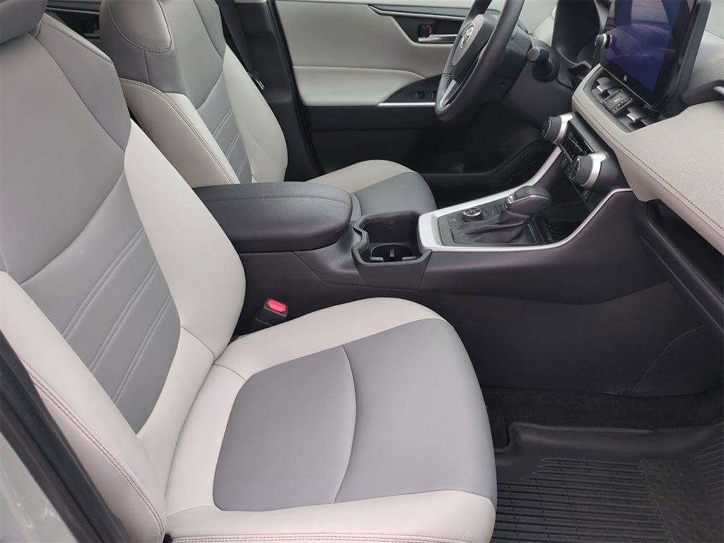 Thumbnail: 2023 Toyota RAV4 - 11