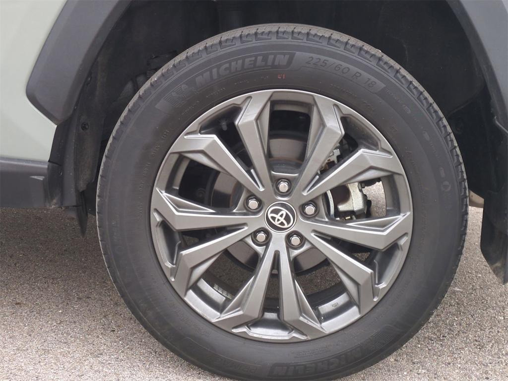 Thumbnail: 2023 Toyota RAV4 - 8