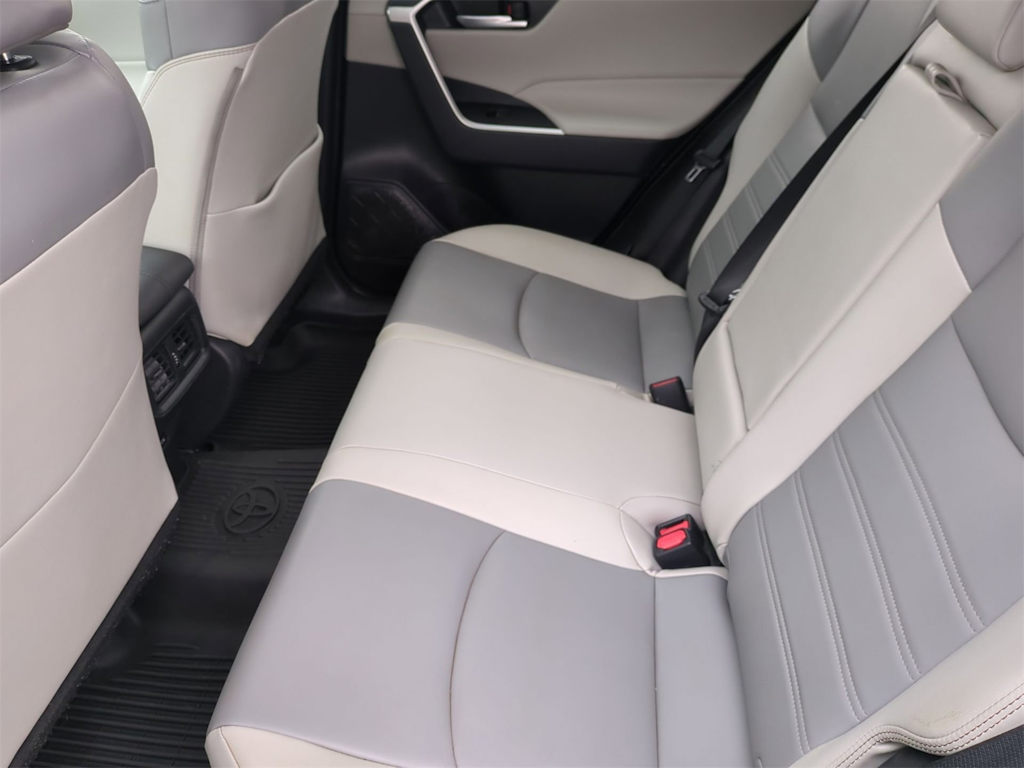 Thumbnail: 2023 Toyota RAV4 - 12