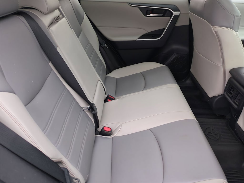 Thumbnail: 2023 Toyota RAV4 - 29