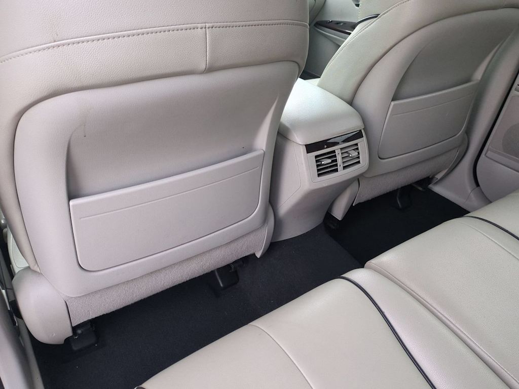 Thumbnail: 2009 Toyota Venza - 28