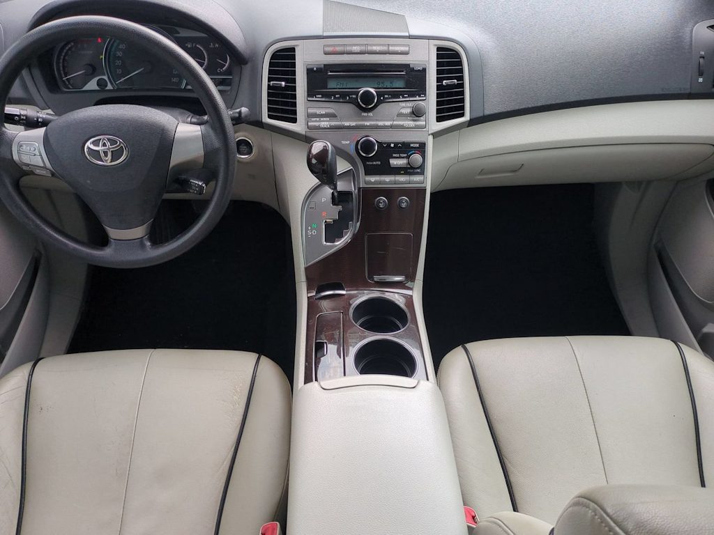 Thumbnail: 2009 Toyota Venza - 9