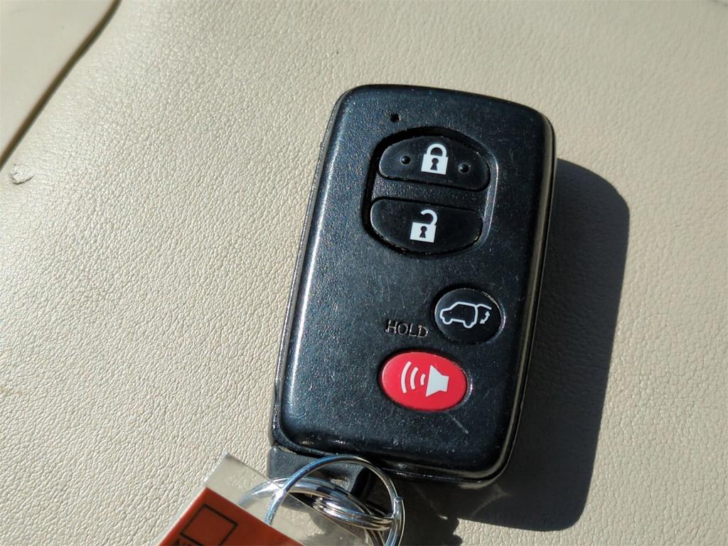 2010 Toyota Venza Base 36