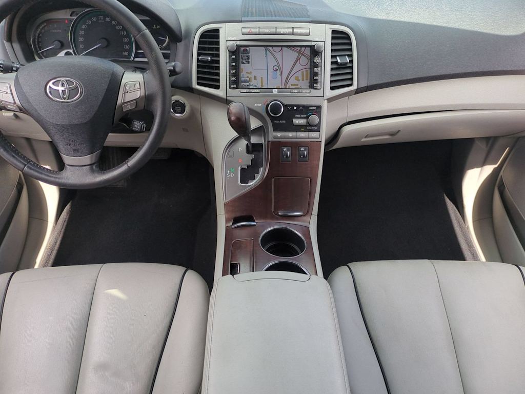 Thumbnail: 2012 Toyota Venza - 9