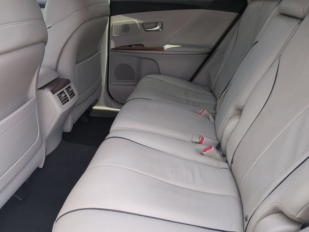 Thumbnail: 2012 Toyota Venza - 12