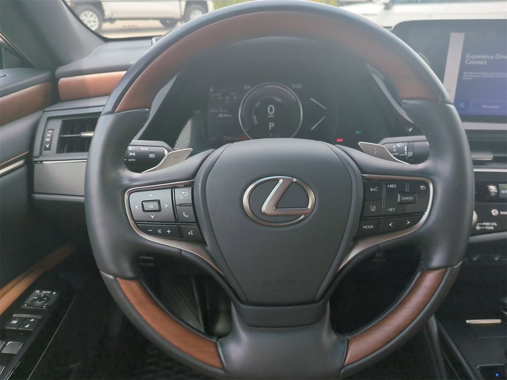 Thumbnail: 2023 Lexus ES - 13