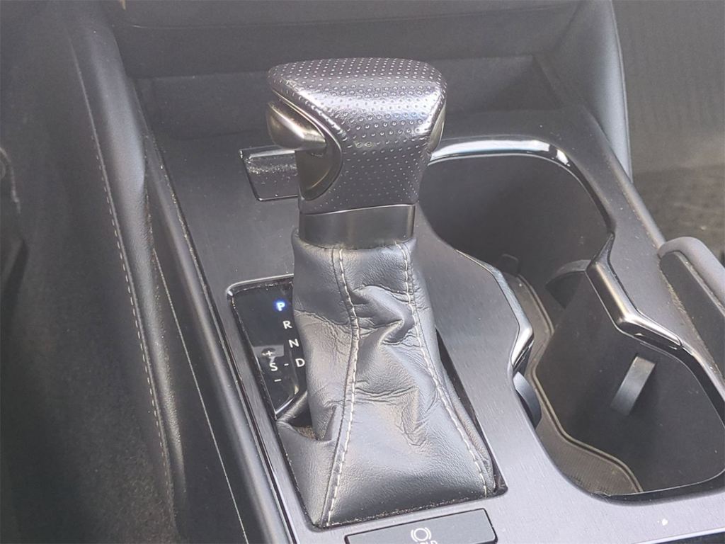 Thumbnail: 2023 Lexus ES - 15