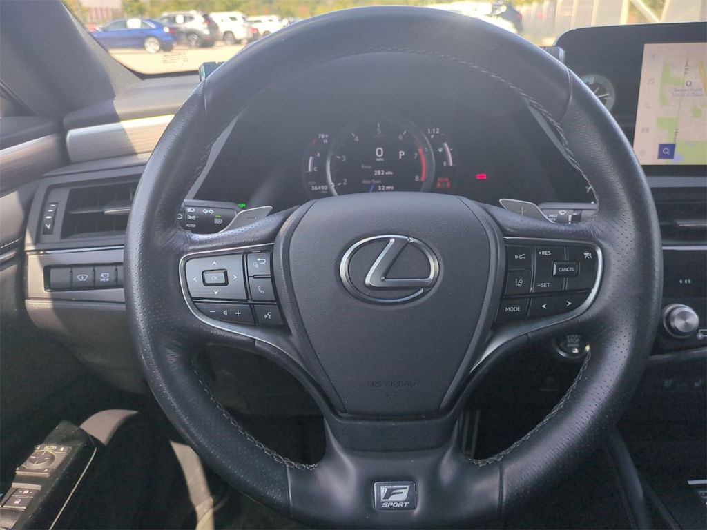 Thumbnail: 2023 Lexus ES - 13