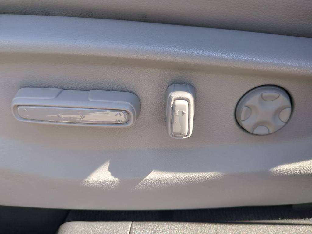 Thumbnail: 2024 Honda Odyssey - 25